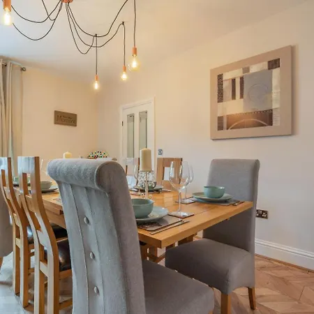 4 Bed In Oc-w42084 Сasa de vacaciones Whitby