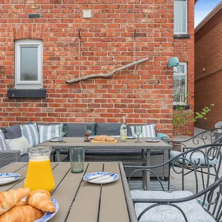 4 Bed In Oc-w42084 Сasa de vacaciones